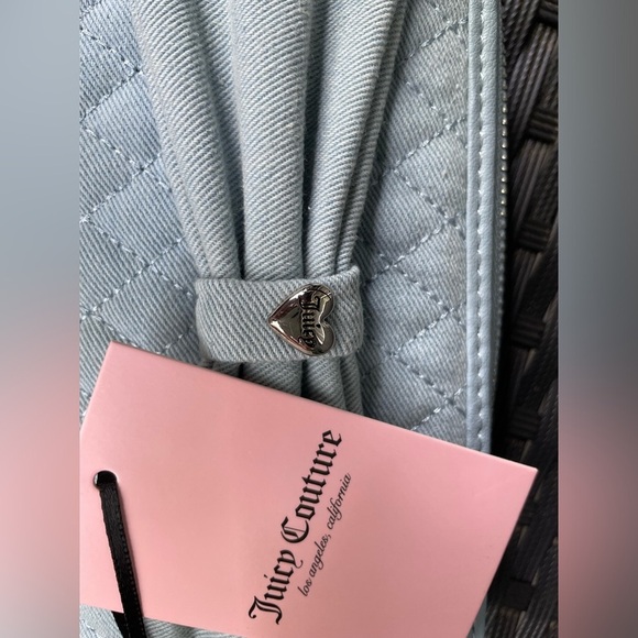 Juicy Couture Wallet,Sky Blue Quilted Wallet with Heart Charm,women’s Wallet. - Picture 14 of 16